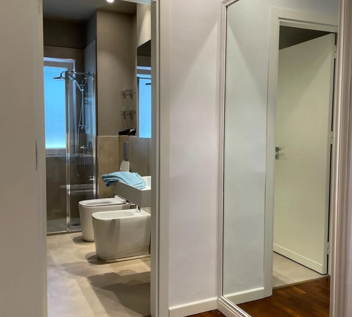 Aparthotel Edward Apartment By Domusicily Palermo Italy